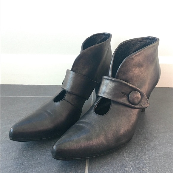 Arnold Churgin Italian Leather Heeled Boots - Picture 1 of 6